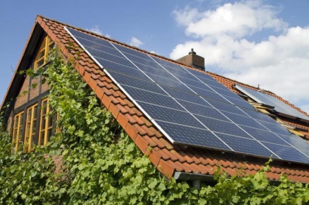 Pose de panneaux solaires &agrave; Marly, quelles normes respectent nos travaux &eacute;lectriques ?
